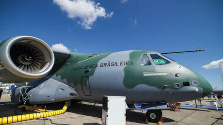 EAU pacta la compra de hasta 20 aviones militares de carga a un gigante latinoamericano