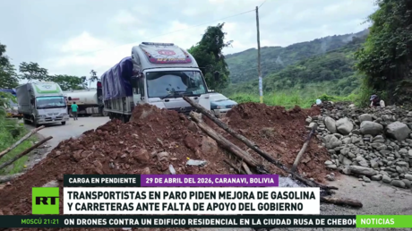 Transportistas bolivianos en un paro piden mejora de gasolina y carreteras ante falta de apoyo del Gobierno