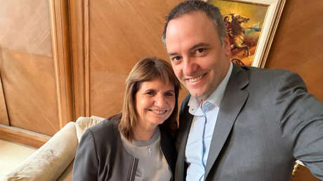 "Cuanto antes, mejor": el mensaje de una ficha clave del mileísmo a Adorni ante el sismo político