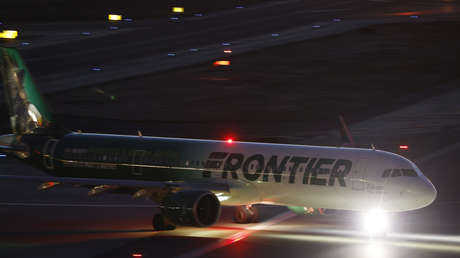 Escalofriante audio revela el momento en que un avión atropella a una persona en la pista