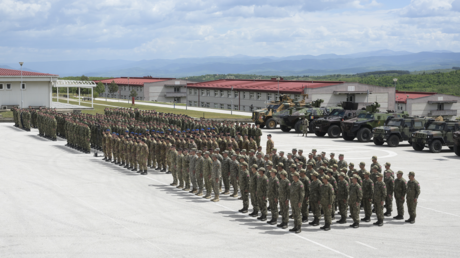 Serbia realiza por primera vez ejercicios militares con la OTAN