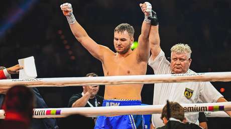 ¿El nocaut más rápido de la historia? Boxeador deja KO a su rival en menos de 5 segundos (VIDEO)