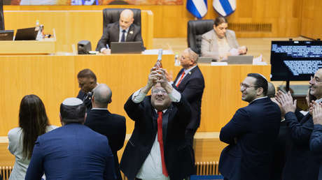 Entra en vigor la pena de muerte para palestinos, celebrada con champán en el Parlamento israelí