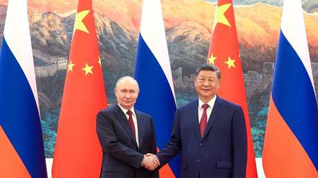 Putin invita a Xi Jinping a visitar Rusia el próximo año